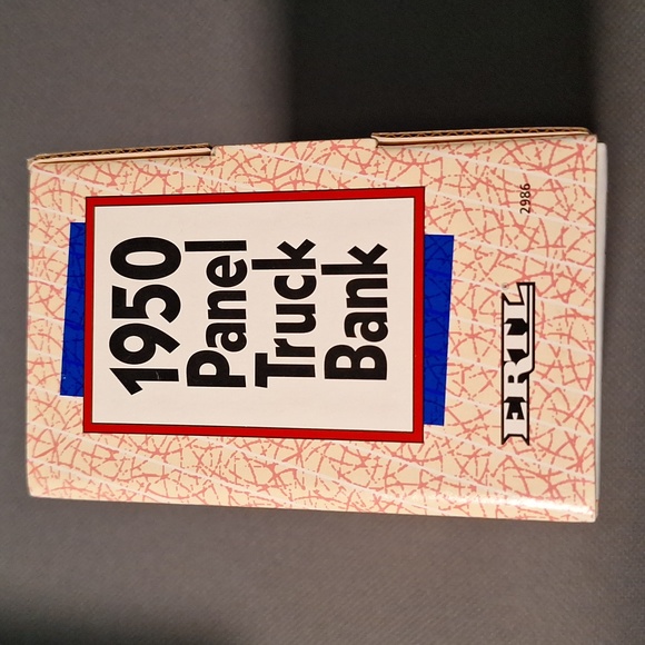 1950 Budweiser Chevrolet Panel Truck Die-cast 1/25 Scale Metal Bank - Picture 2 of 5